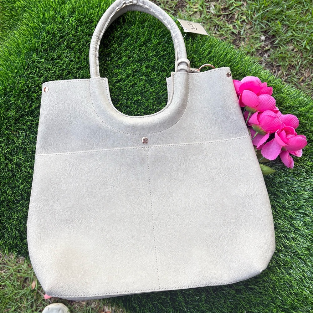 ULTA TOTE TASSEL CREAM NWT